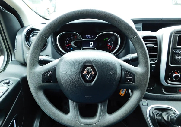 Renault Trafic cena 64900 przebieg: 159000, rok produkcji 2020 z Młynary małe 92
